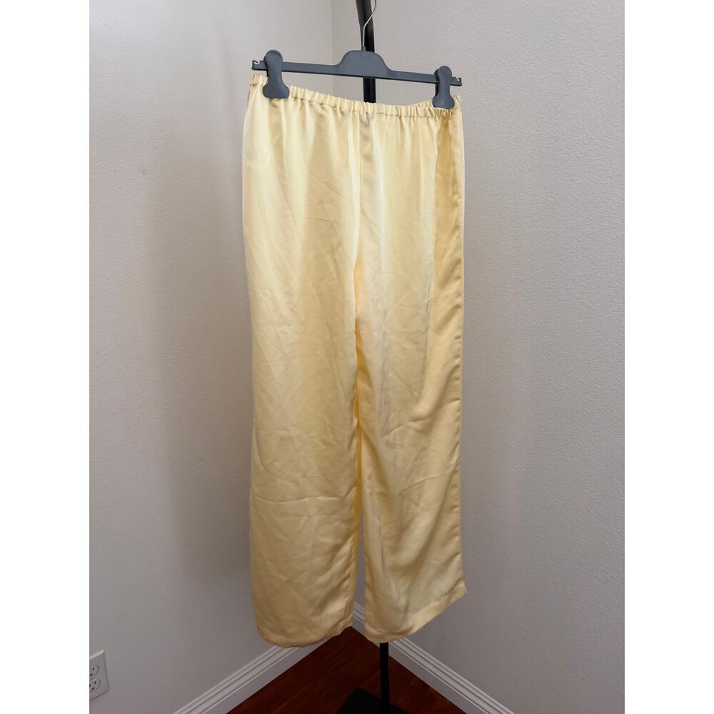 New $122 Caara Ivanna butter yellow satin pants sz M - Picture 6 of 7